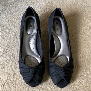 Womans Black Size 6 Dress Shoes